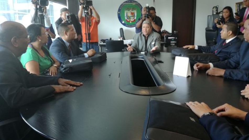 Auditores de la Contraloría llegan a la Asamblea para examinar las donaciones