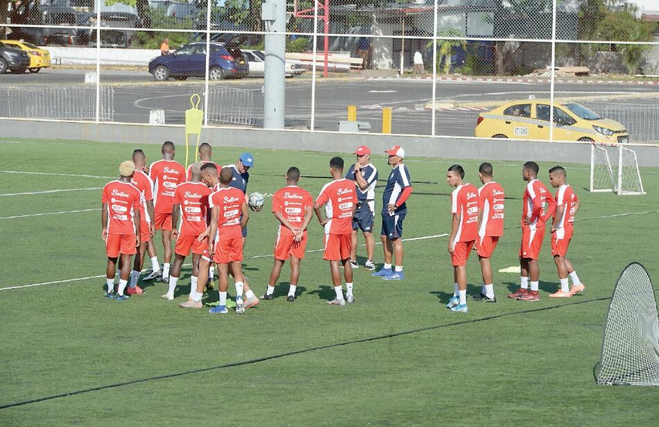 Última semana de prácticas para la Sele