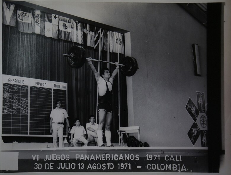 "Estamos atrasados 40 años en el deporte", Ildefonso Lee