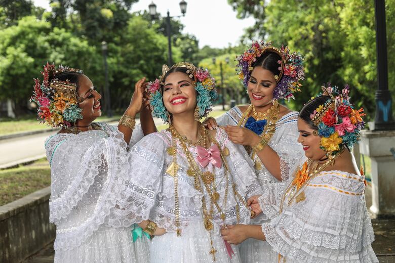 Ballet Folklórico Ritmos y Raíces Panameñas competirá en festivales en Lituania y Polonia