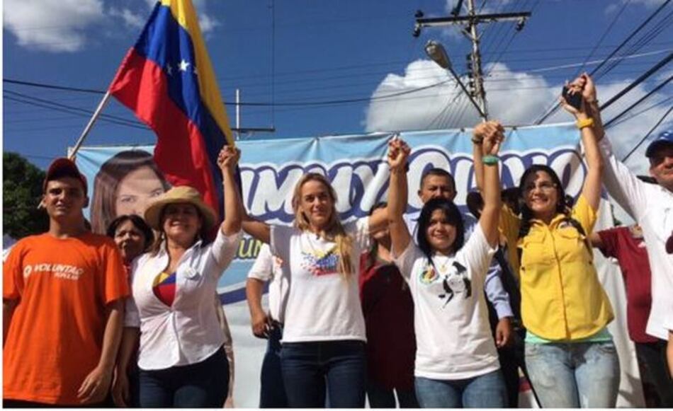 Asesinan de un disparo a líder opositor venezolano en acto de campaña