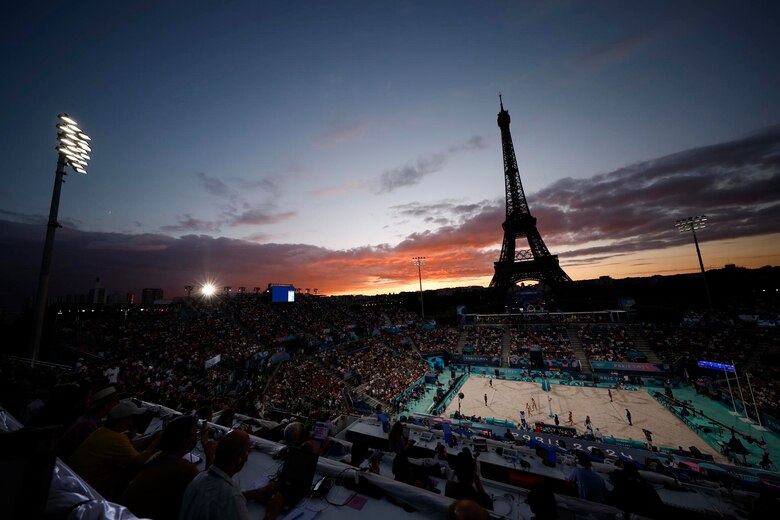 Una pista violeta, drones espía e iris mecánicos: la tecnología de los Juegos Olímpicos