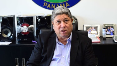 Franz Wever no convence a un juzgado para que le revoque impedimento de salida del país