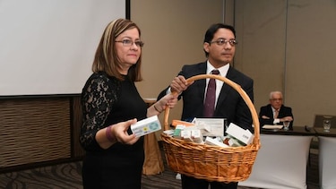 Minsa promueve canasta básica de medicamentos