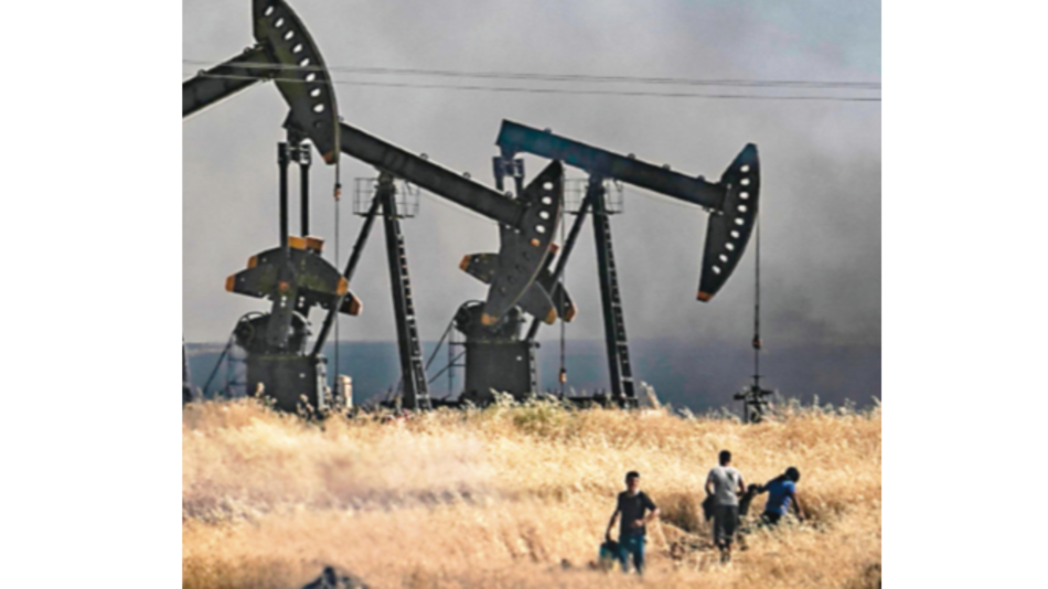 Alza en inventarios arrastra al precio del crudo