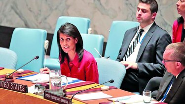 Embajadora de Estados Unidos pide salida de Assad