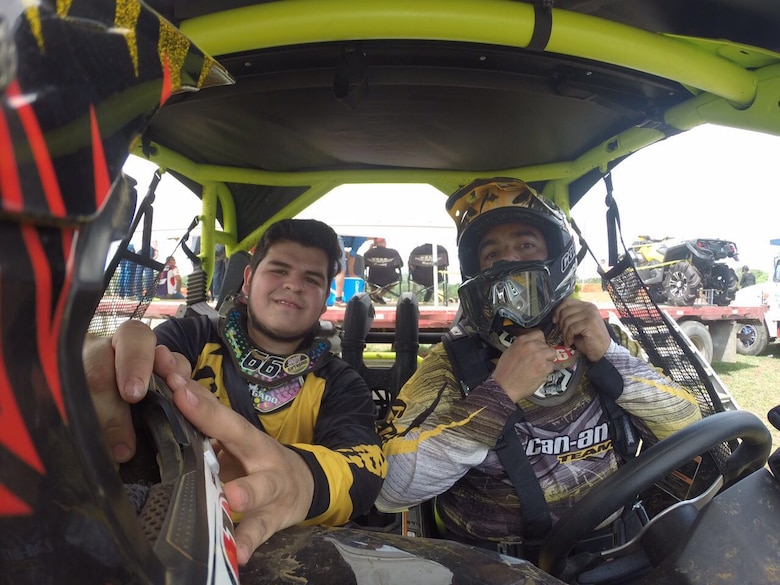 Falcón, el campeón de las carreras de 'mulitas' de Panamá