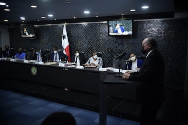 Pleno ratifica nombramiento de tres magistrados del Tribunal Administrativo Tributario y del director del Metro