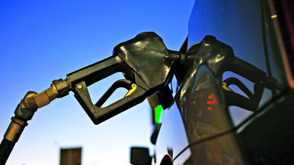 Precio del petróleo en 2017 se frenaría en 60 dólares