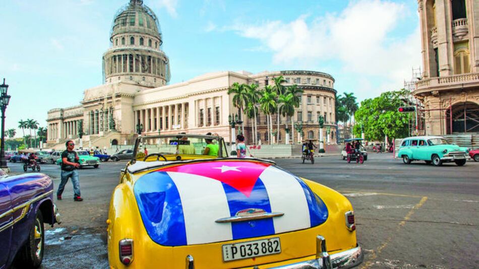 Se dispara el fondo enfocado en isla caribeña