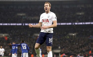 Chelsea tropieza en casa; Tottenham golea