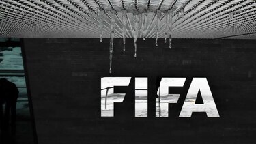 FIFA ordena repetir un partido de la eliminatoria y castiga a perpetuidad a un árbitro