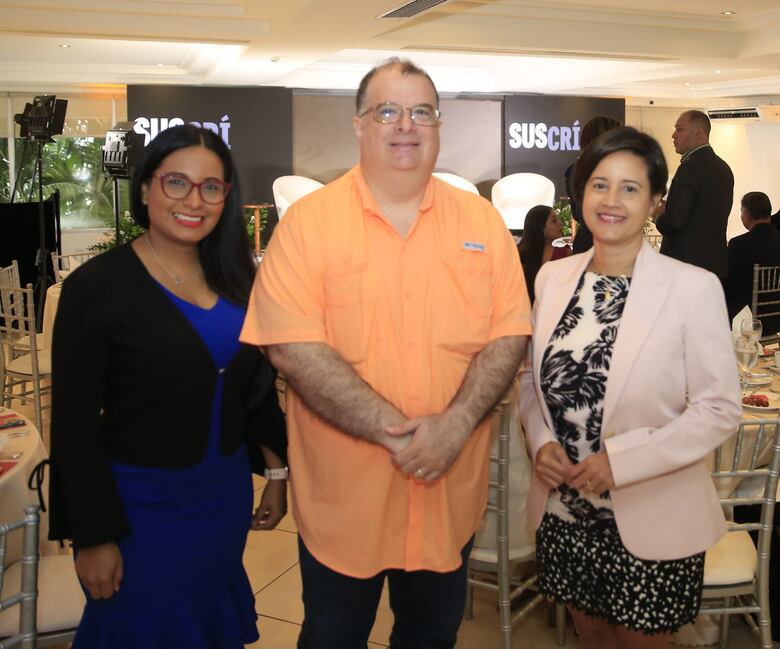 Café con La Prensa aborda cómo la conectividad impulsa la competitividad en la era digital