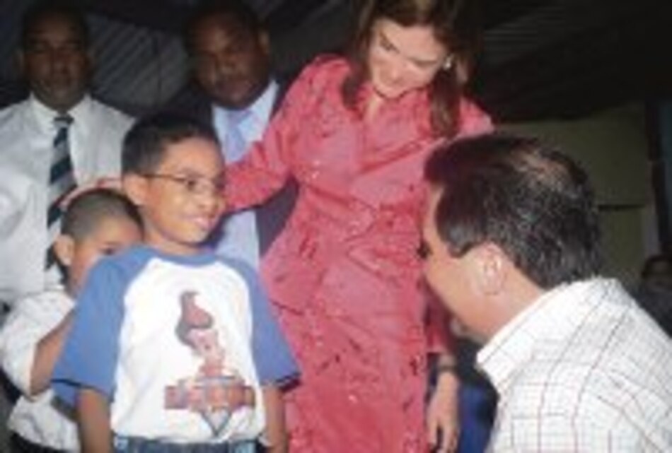 Extraños manejos en programa social