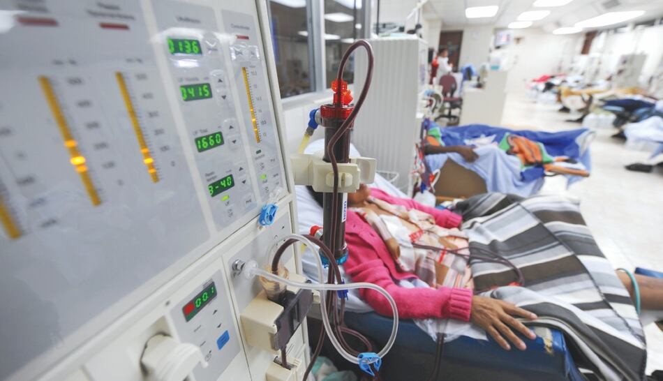 Licitación de servicio de hemodiálisis de la CSS, en manos de comisión evaluadora