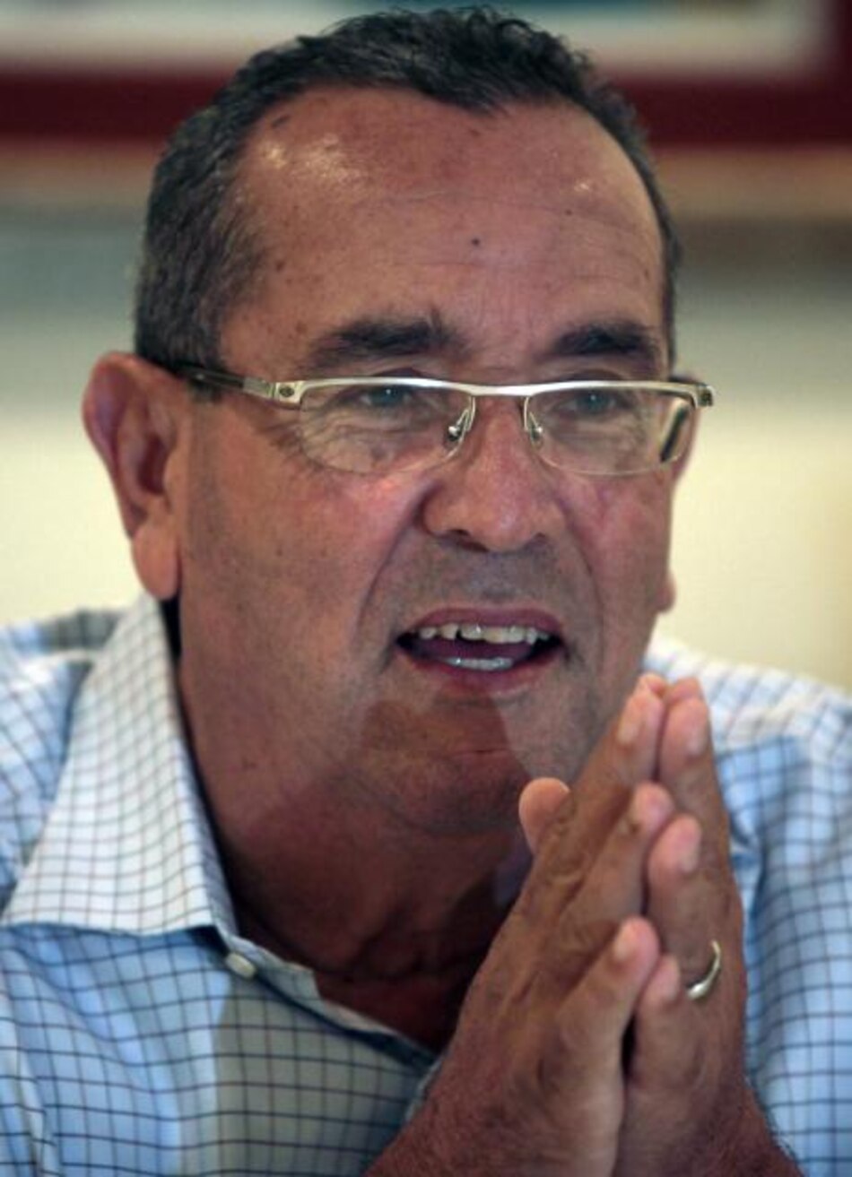 Arnoldo Alemán, sobreseído por corrupción, apela al 'voto útil'