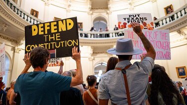 ¿Seguridad nacional o xenofobia?: Texas prohíbe comprar o alquilar propiedades a ciudadanos de China, Irán, Corea del Norte y Rusia