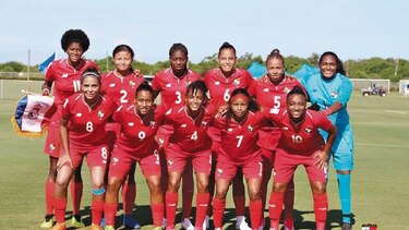 Debut y goleada de la selección de Panamá