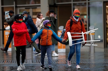 Una quinta parte de Inglaterra, bajo las mayores restricciones por el nuevo coronavirus