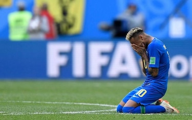 El llanto de Neymar en la cancha genera emociones