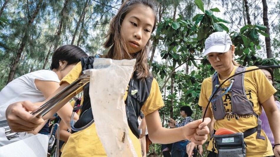 Lilly, de 12 años, la Greta Thunberg de Tailandia