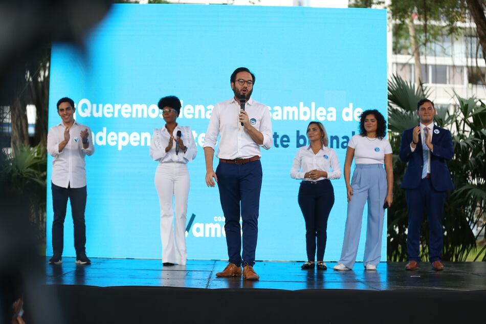 Diputados Vásquez y Silva lideran una coalición que buscará elegir a más independientes