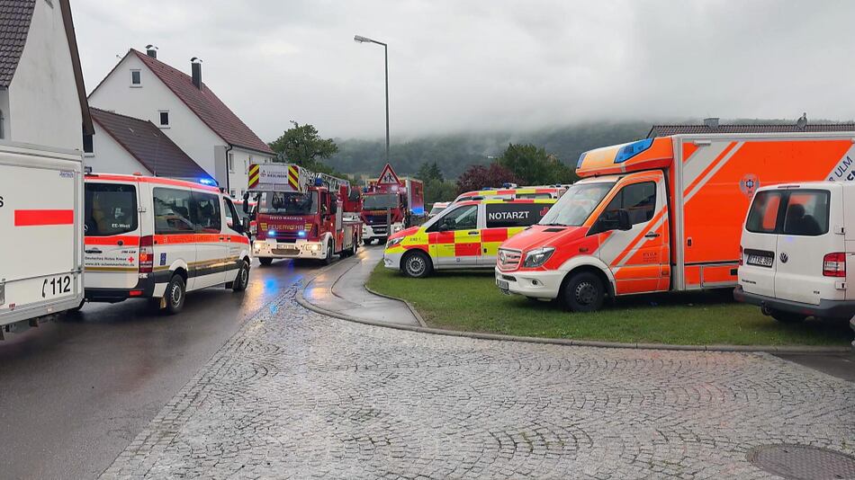 Policía confirma tres muertos y varios heridos graves en accidente de tren en Alemania