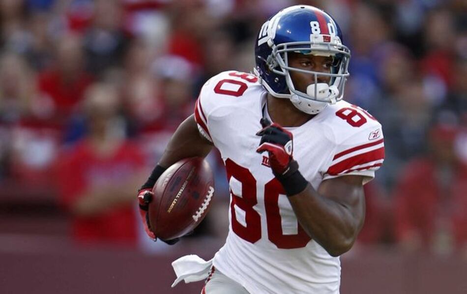 Víctor Cruz, quien le dio un título a los Giants sobre los Patriots, se retira