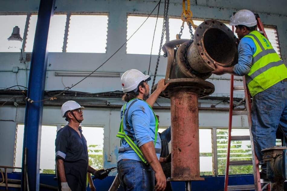 Crecida del río La Villa obliga a detener equipos de bombeo de la potabilizadora de Chitré