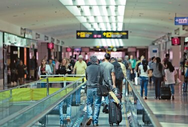 Covid-19: Estados Unidos baja nivel de advertencia sobre el riesgo de viajar a Panamá