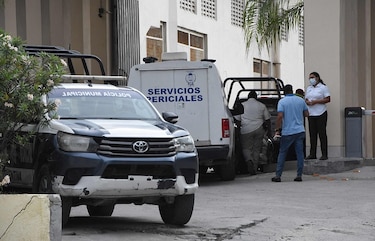 Detienen a dos personas por balacera en playa cercana a Cancún