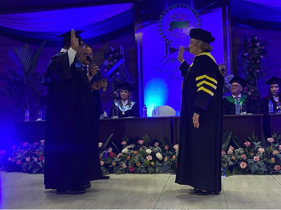 Etelvina de Bonagas asume su tercer mandato en la Unachi y envía mensaje a sus críticos