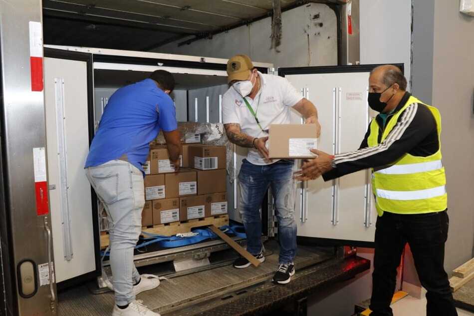 Turistas podrán vacunarse en Panamá