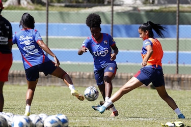 Panamá entrena en Colombia y está lista para la repesca del Mundial femenino