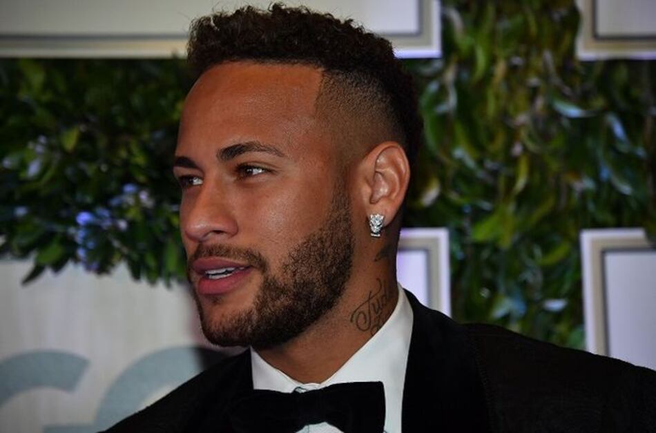 Neymar se queda en el París Saint-Germain