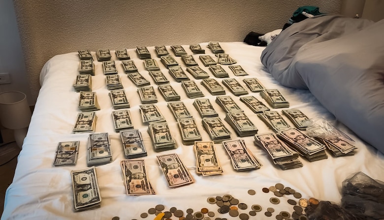 Imputan cargos por blanqueo a red que usó salones de belleza y movió $7 millones