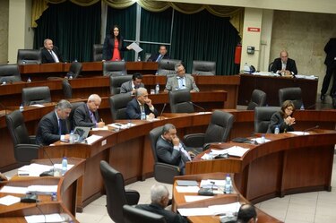 Diputados extienden su asueto