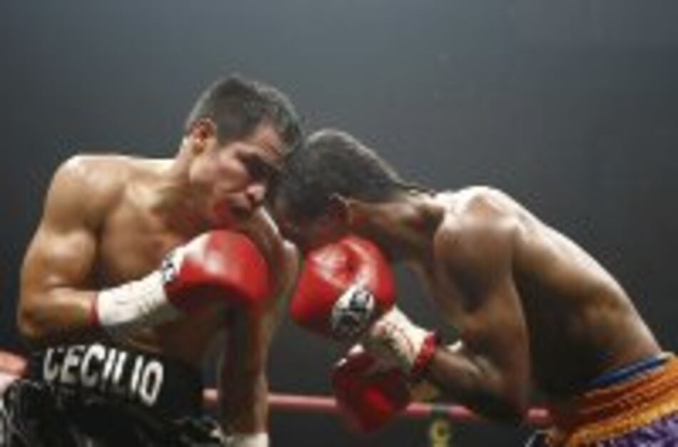 Chemito completa el ‘hat trick’ del boxeo panameño