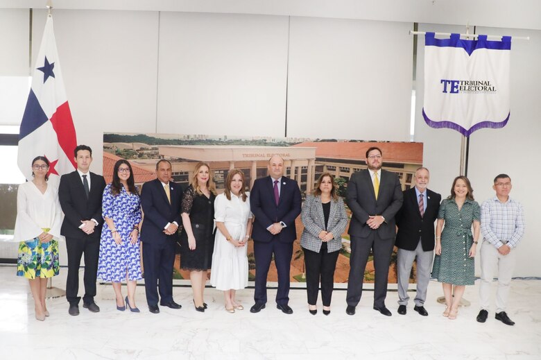 El Tribunal Electoral juramenta a la Junta Nacional de Escrutinio para las elecciones de 2024