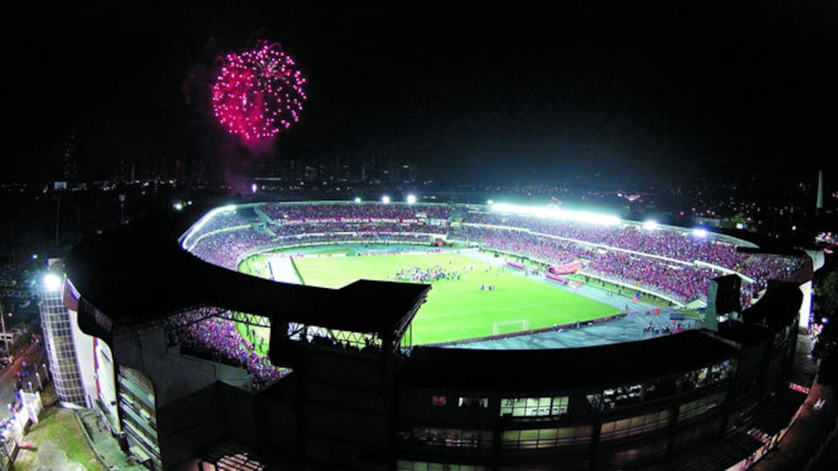 El Rommel Fernández volvió a llenarse en el último partido de Panamá en la eliminatoria de la Concacaf. La fiesta comenzó con