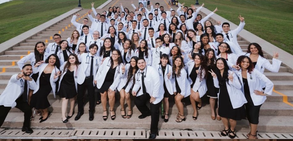 La mayoría de los graduados en medicina de la UP proviene de colegios particulares