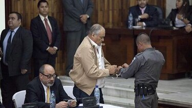 90 Años de cárcel a jefe policial por masacre