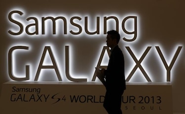 Samsung Electronics infringe patentes de Apple: Comisión de Comercio