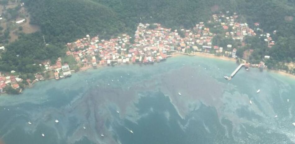 Investigan derrame en isla Taboga