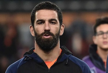 El astro turco Arda Turan es condenado a 20 meses de cárcel; sin ejecución de pena