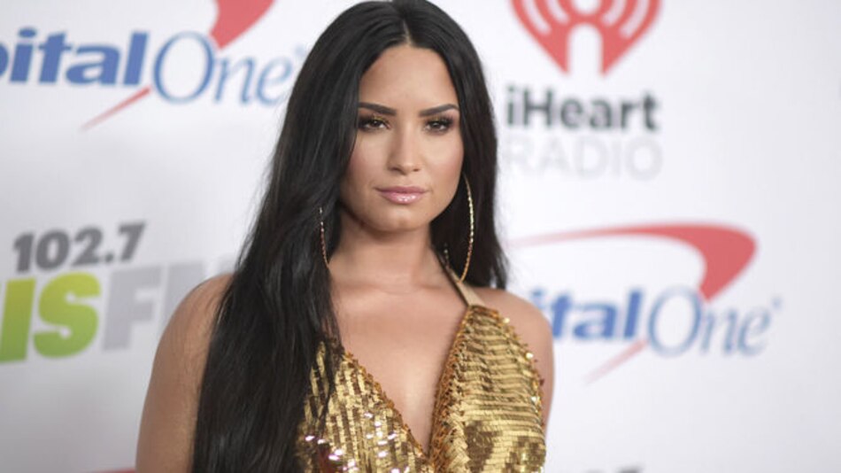 Demi Lovato está despierta y en recuperación, dice su representante
