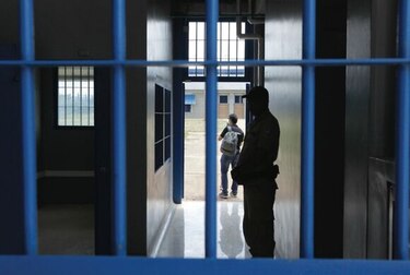 38.3% de reos tiene más de un año en prisión preventiva