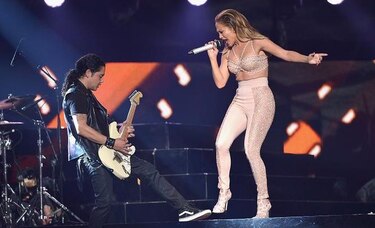 Romeo Santos y Enrique Iglesias arrasan Premios Billboard a la Música Latina