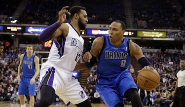 Kings sorprenden a los Mavericks con un contundente triunfo