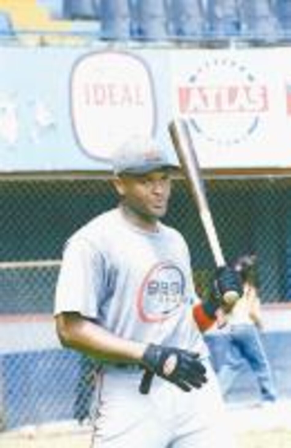 Orlando Miller dispara dos jonrones en México